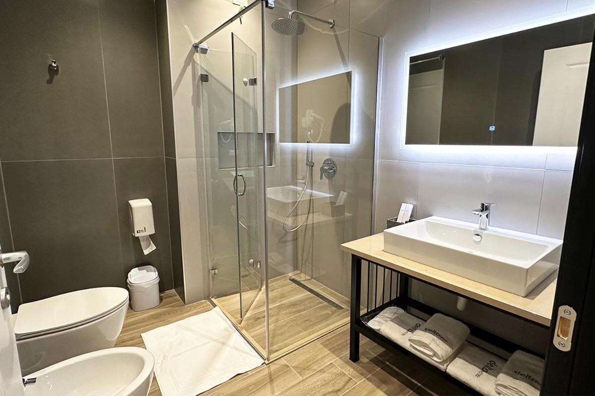 Hotel Delta Premium Jube Exteriér fotografie